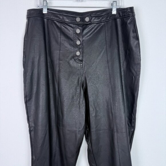 NWT City Chic Faux Leather Weekender Pant Ankle Black Plus Size 18 NEW - Picture 2 of 11